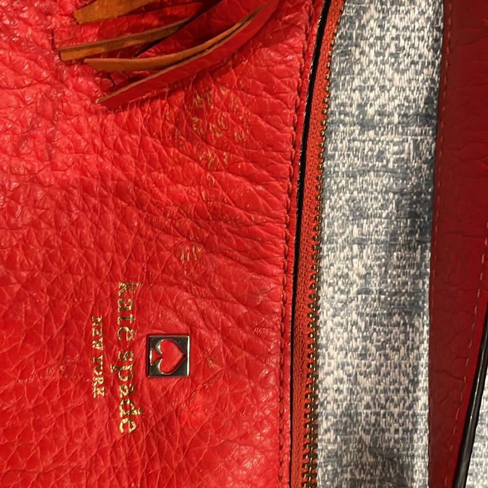 Kate Spade pebbled leather hobo in poppy red - Picture 3 of 4
